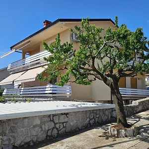 Apartament Pavlović, Krk Town