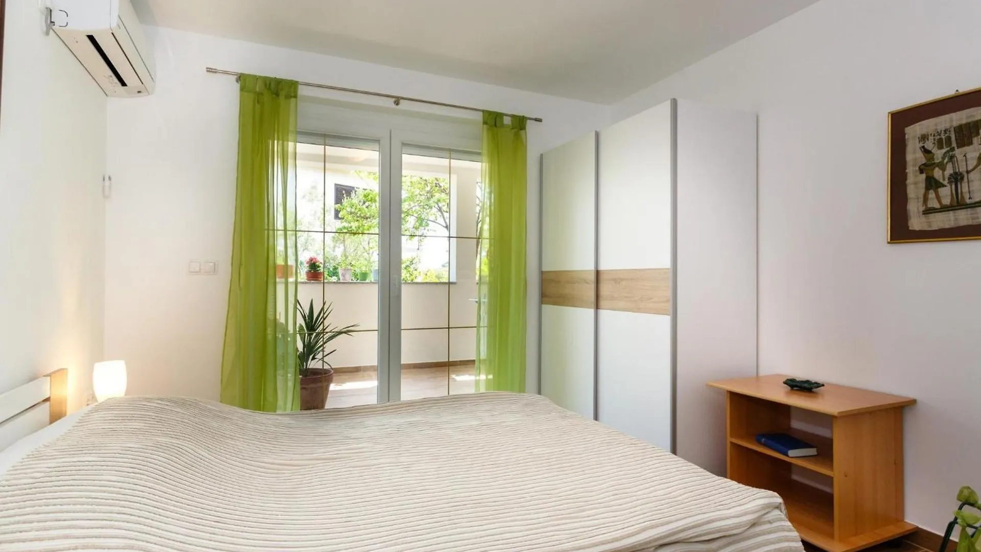 Cozy And Trendy Apartments Krk Krk Town 0*,